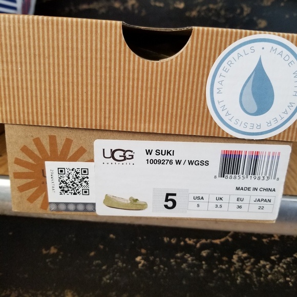 UGG Moccasins - Picture 5 of 7